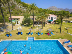 Spacious apartment in Pollença with mountain view